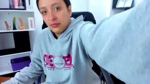 sara_honny online show from June 17, 1:27 pm