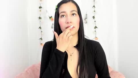 Sara  online show from March 2, 12:01 pm