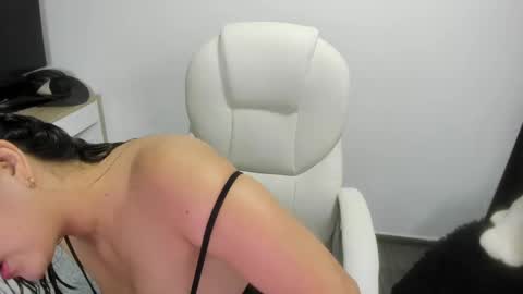 Snapshot of sara_lizcano chatting on February 19, 9:50 am sarah  LIZCANO....... online show from February 19, 9:50 am