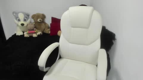 Snapshot of sara_lizcano chatting on March 4, 9:54 pm sarah  LIZCANO....... online show from March 4, 9:54 pm