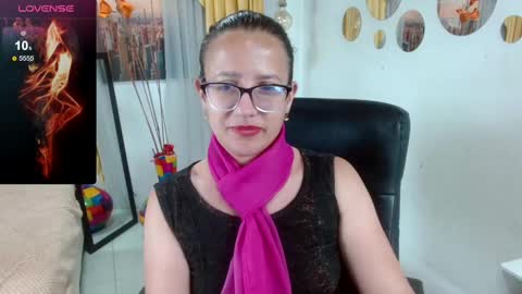 Sara online show from February 10, 1:33 pm
