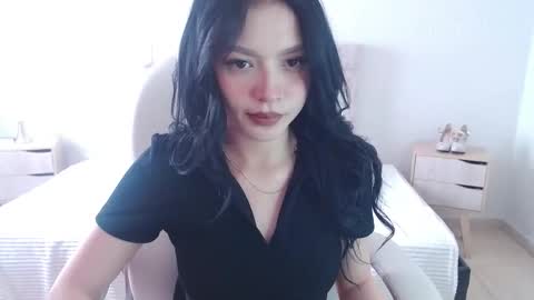 Snapshot of sara_melo25 chatting on October 21, 12:54 pm Sara online show from October 21, 12:54 pm
