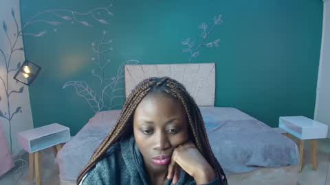 S A R A online show from March 4, 11:51 am