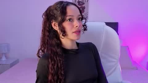 sara  online show from October 17, 3:05 pm