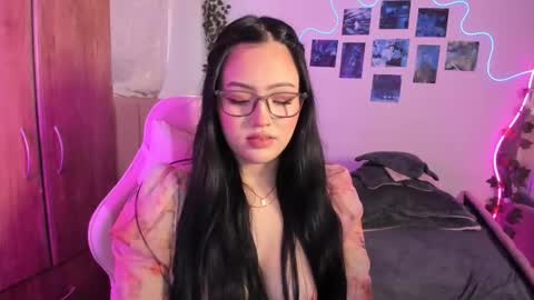          online show from March 6, 7:57 pm