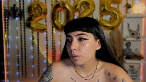 Sara online show from December 31, 11:06 pm