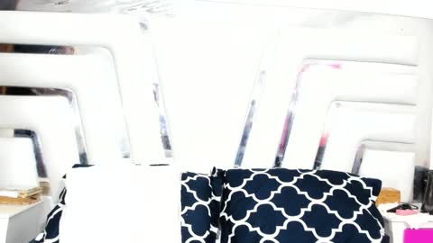 Sara online show from March 11, 8:09 pm