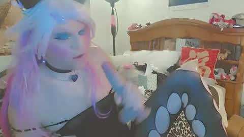 saraboycd9 online show from June 3, 4:37 am