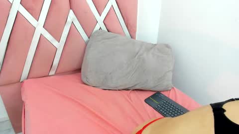 Snapshot of saracardona_1 chatting on September 30, 8:41 pm Sara Cardona online show from September 30, 8:41 pm