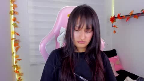 Sarah Ramirez online show from November 13, 3:53 am