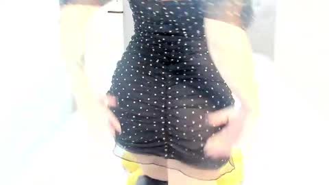 sarahgrant_ online show from March 11, 2:42 am