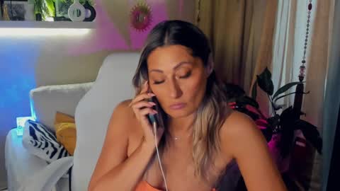 Divine Sarah NONUDE model online show from June 5, 3:06 pm