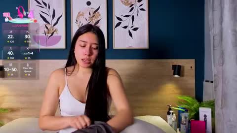 Sarah online show from December 16, 8:59 pm