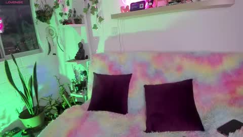 Sarah NEW ACCOUNT online show from February 3, 11:19 pm