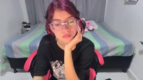 Sarah  online show from March 13, 2:26 am