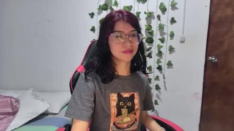 Sarah  online show from March 15, 3:26 pm