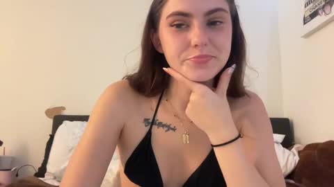 SarahxOliver online show from October 10, 10:03 pm