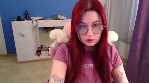 Sara online show from April 4, 11:17 am