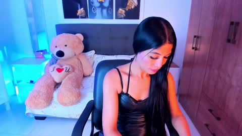 saralife69 online show from March 4, 10:46 am