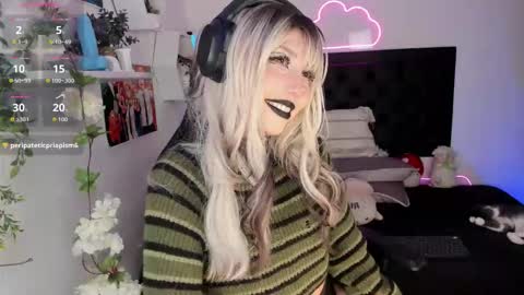 Sara online show from November 16, 12:01 am