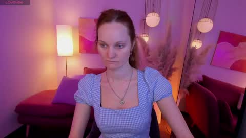 Sara online show from April 26, 1:31 pm