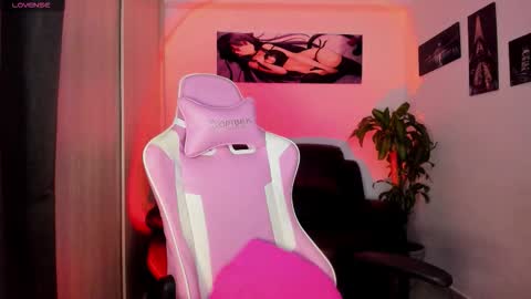 saratukkerr online show from September 17, 5:22 am