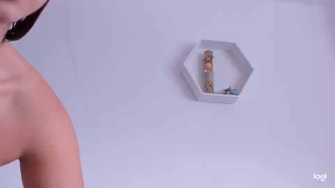 Saray  online show from January 20, 8:29 pm