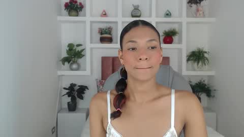 Saray Vega online show from November 25, 8:07 pm