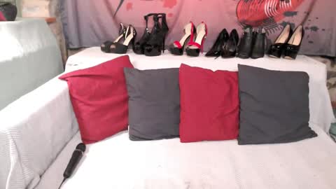 sarettaladiavoletta online show from November 5, 6:54 pm