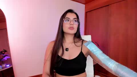 Sarita Lozano online show from June 11, 9:46 pm