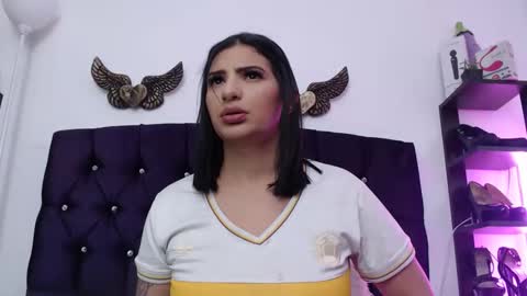 Sara online show from November 15, 6:04 am