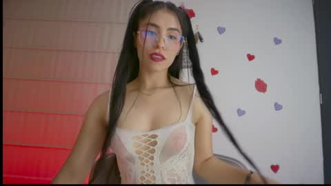 sasha_jonne online show from May 8, 2:50 am