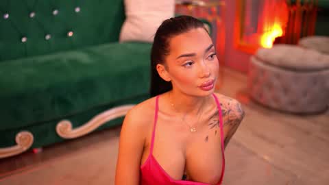 Dennise online show from March 6, 6:59 pm