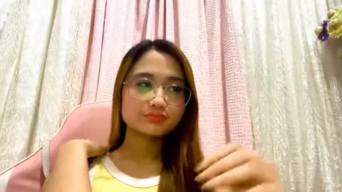 sashaskirvin online show from June 27, 6:19 am