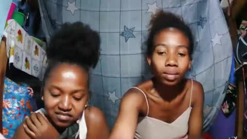 sasivia08 online show from April 16, 9:50 pm