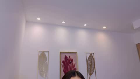 saskia litt online show from April 18, 4:03 am