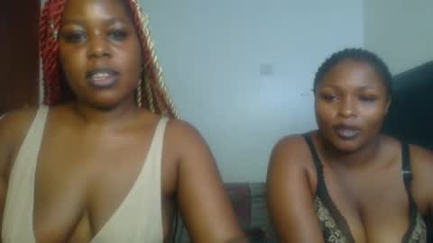 sassie_d online show from December 13, 8:48 pm
