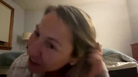 Sassyella online show from October 16, 9:53 am