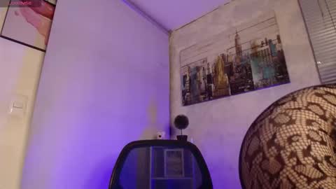 Snapshot of sathoshii_1 chatting on September 24, 11:44 pm Amapola online show from September 24, 11:44 pm