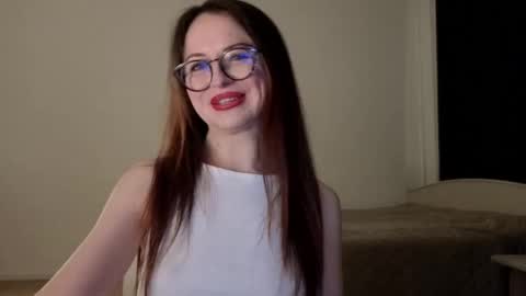 Lori online show from March 24, 8:48 pm