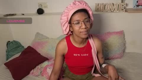 saturno_vibes online show from March 23, 7:02 am