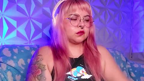 Gina George online show from April 13, 2:05 am