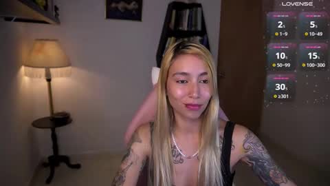 I AM JENN  online show from November 21, 1:58 am