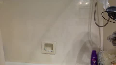 ElVergone online show from February 14, 11:46 am