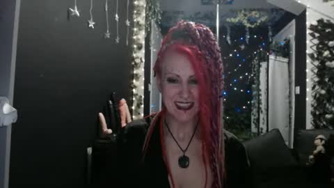 SaucySky online show from March 7, 9:27 pm