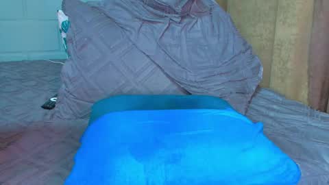 SAVAGEBOY julian online show from December 15, 10:00 am