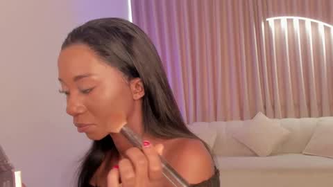 Savannahwildee online show from September 14, 11:55 am