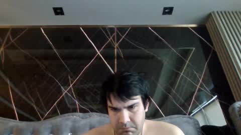 petperson04 online show from April 13, 5:33 am