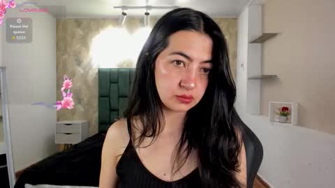 Saya Amaretto  online show from February 24, 9:18 pm