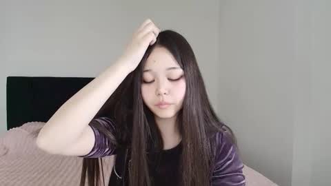 Saya online show from April 29, 1:16 pm